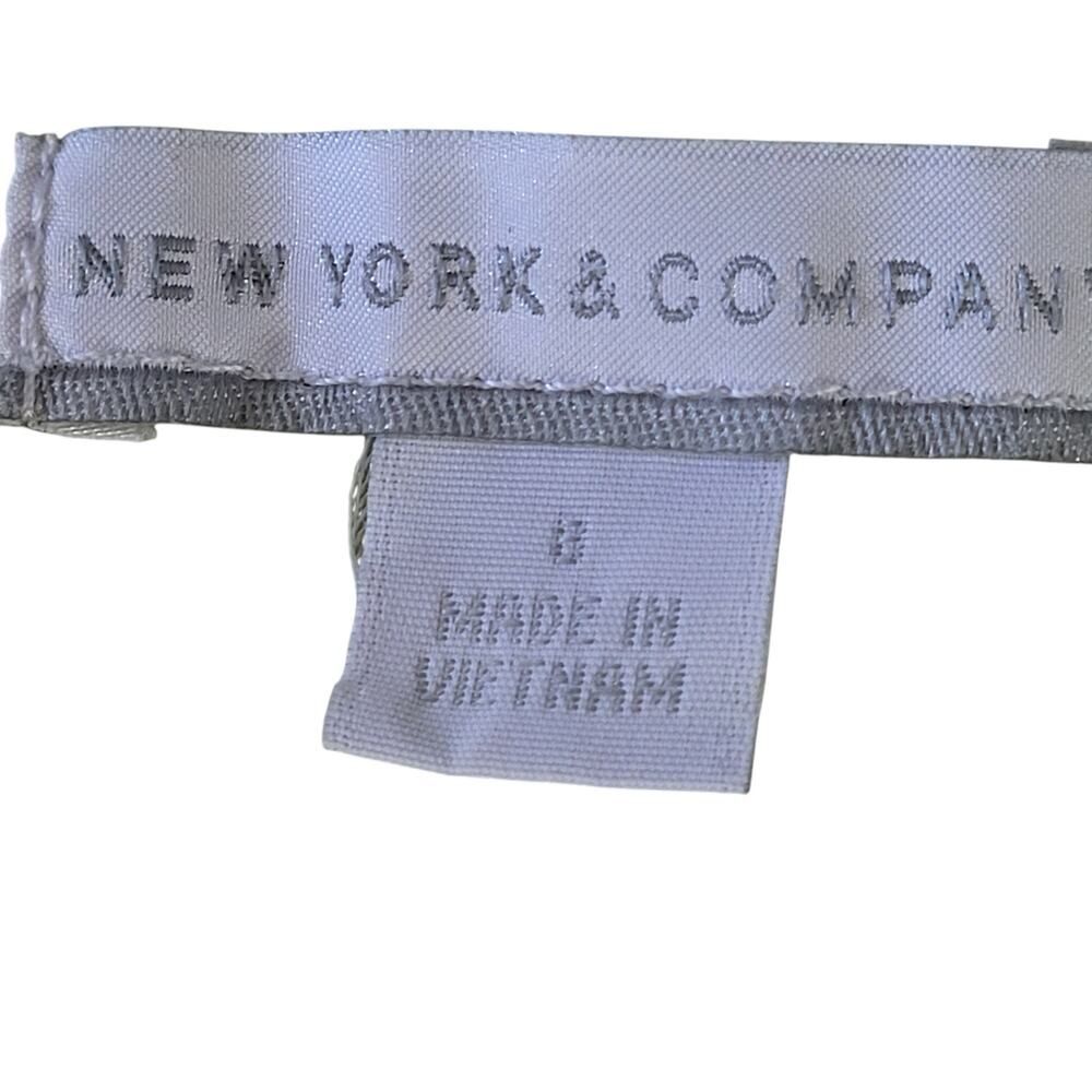 New York & Company Size 8 Pale Green Cotton Blend Shorts Cuffs Colorful Casual - Picture 2 of 9